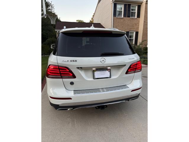 Photo of 2017 White Mercedes-Benz GLE 350