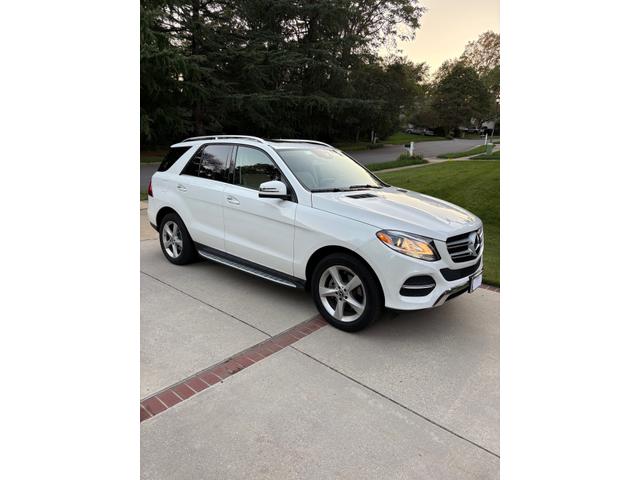 Photo of 2017 White Mercedes-Benz GLE 350