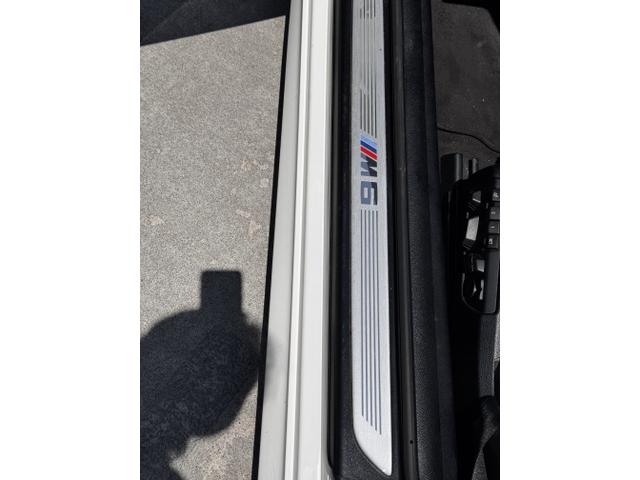 Photo of 2015 White BMW M6