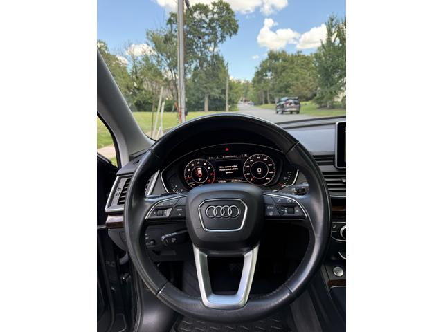 Photo of 2018 Silver Audi Q5