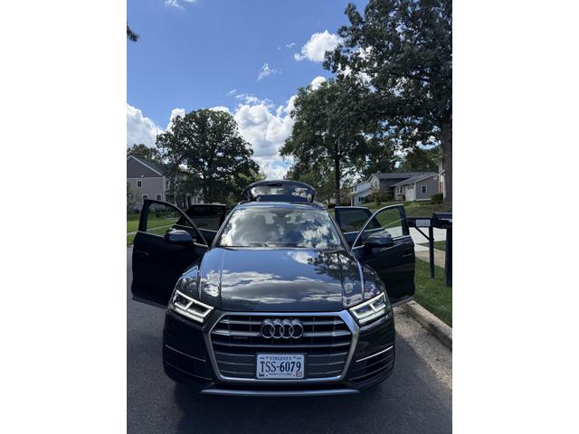 Photo of 2018 Silver Audi Q5