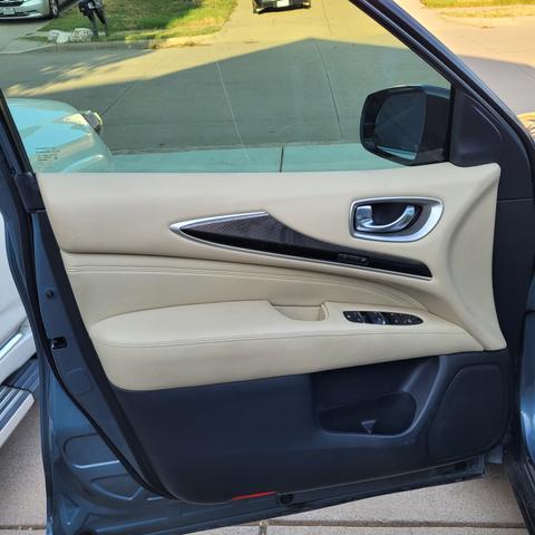 Photo of 2017 Blue INFINITI QX60