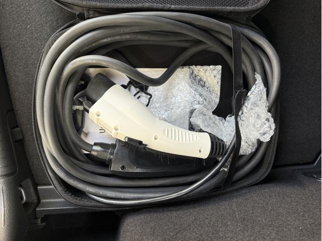 Photo of 2016 Silver Volkswagen e-Golf