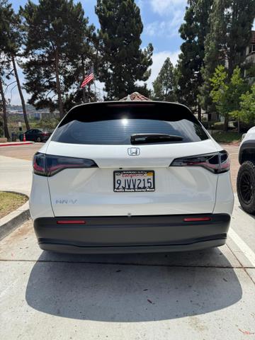 Photo of 2024 White Honda HR-V