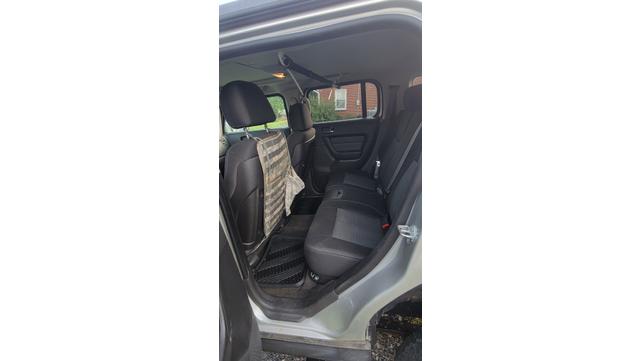 Photo of 2010 Silver Hummer H3
