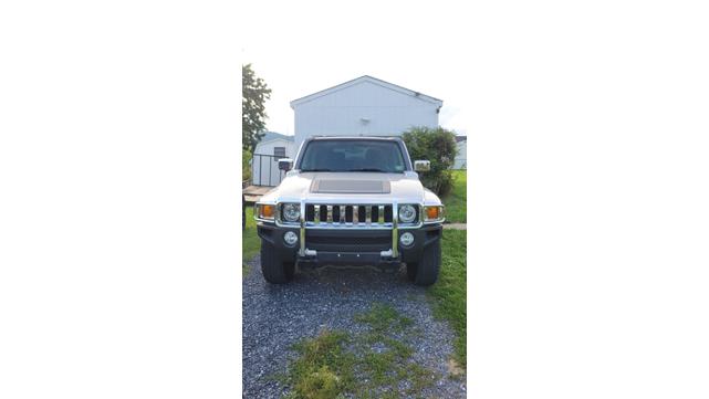 Photo of 2010 Silver Hummer H3