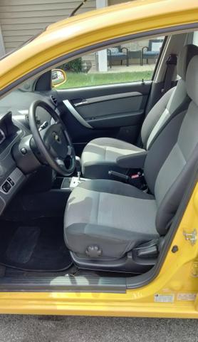 Photo of 2011 Yellow Chevrolet Aveo