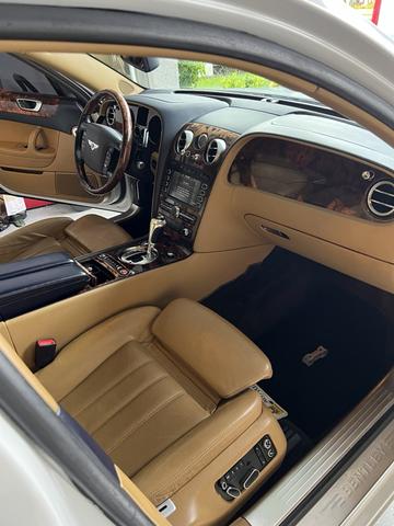 Photo of 2006 White Bentley Continental Flying Spur