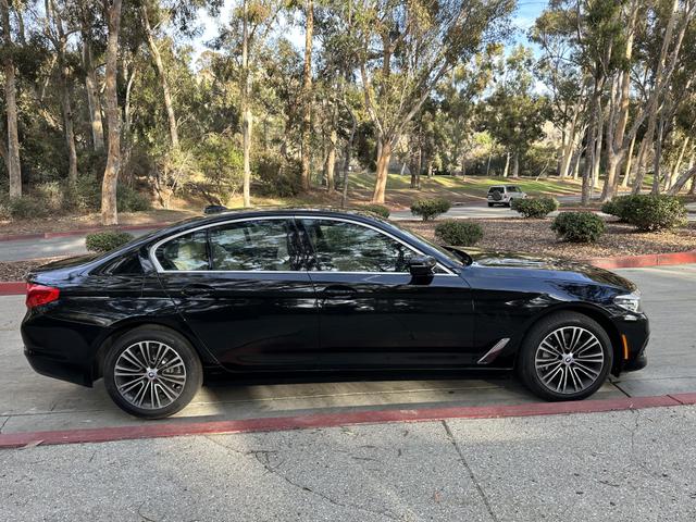 Photo of 2019 Black BMW 530