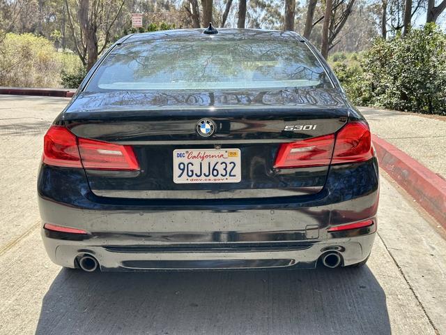 Photo of 2019 Black BMW 530