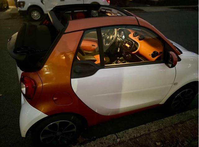 Photo of 2017 White smart ForTwo