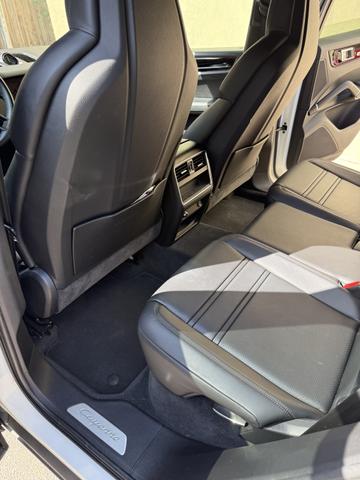 Photo of 2020 White Porsche Cayenne