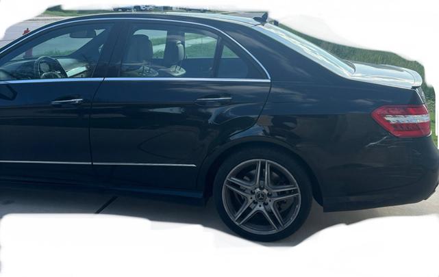Photo of 2012 Black Mercedes-Benz E-Class
