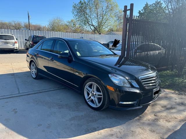 Photo of 2012 Black Mercedes-Benz E-Class