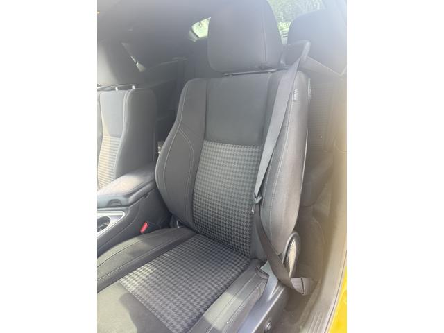 Photo of 2018 Yellow Dodge Challenger