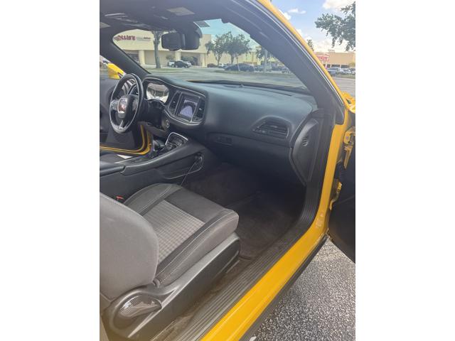 Photo of 2018 Yellow Dodge Challenger