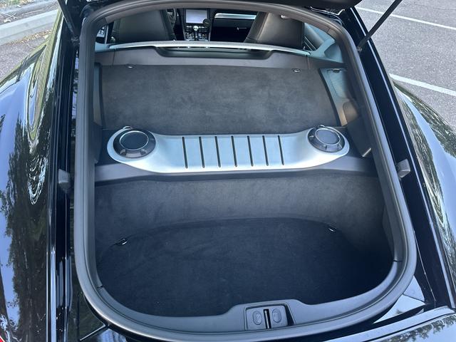 Photo of 2016 Black Porsche Cayman