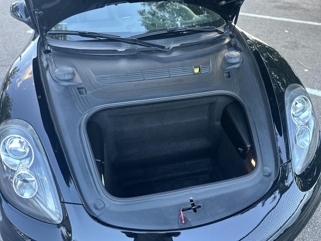 Photo of 2016 Black Porsche Cayman