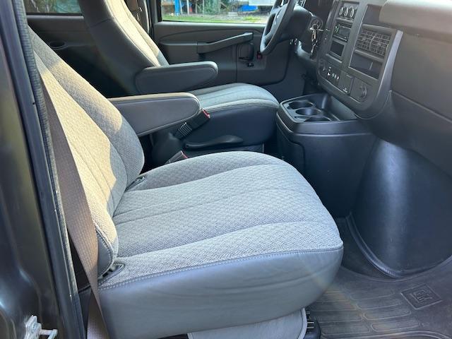Photo of 2017 Gray GMC Savana 2500