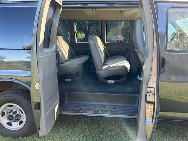 Photo of 2017 Gray GMC Savana 2500