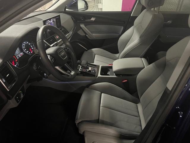 Photo of 2024 Blue Audi Q5