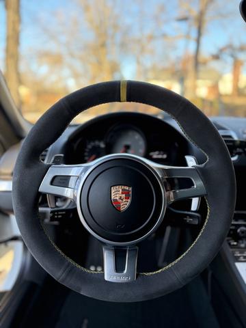 Photo of 2015 White Porsche Boxster