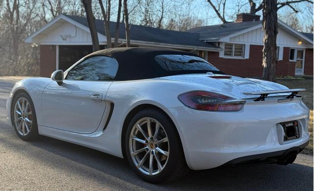 Photo of 2015 White Porsche Boxster