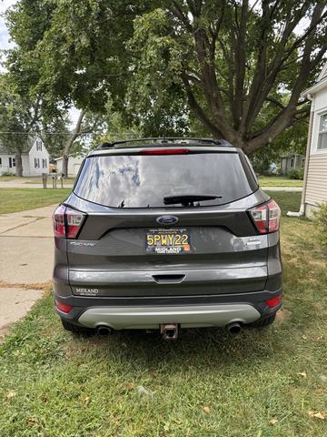 Photo of 2017 Gray Ford Escape