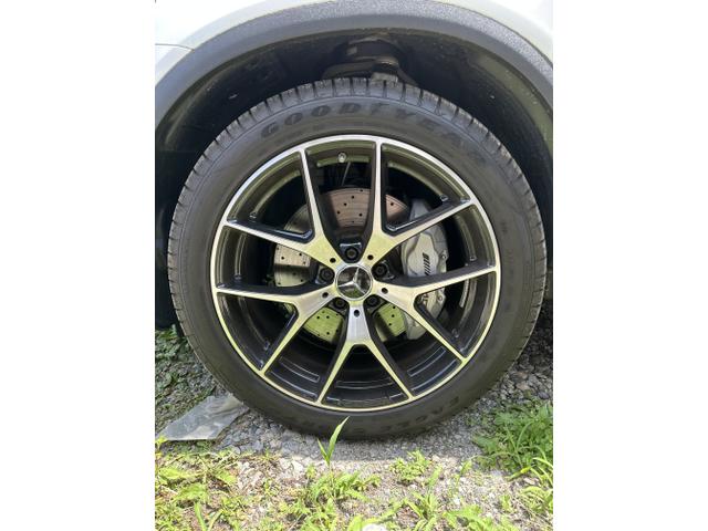 Photo of 2021 White Mercedes-Benz AMG GLC 43