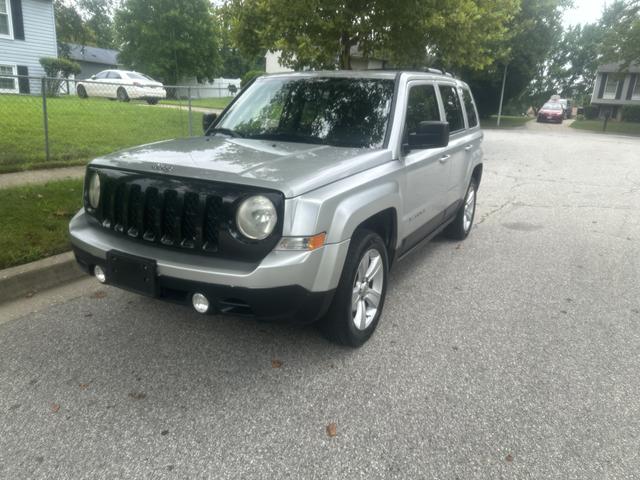 Photo of 2012 Silver Jeep Patriot