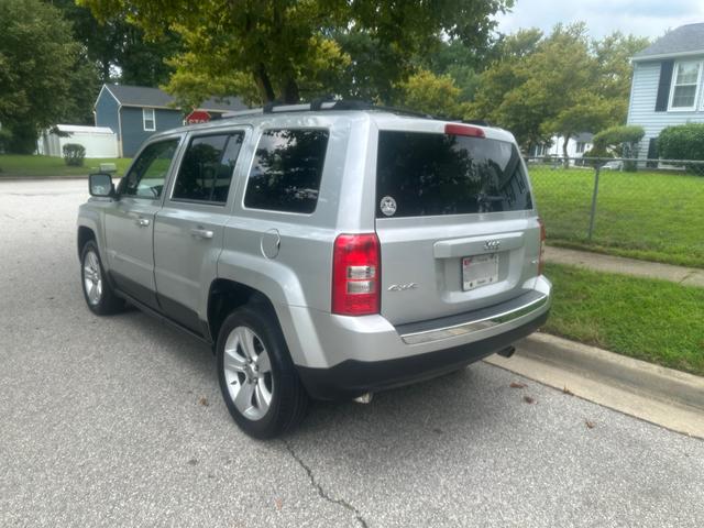Photo of 2012 Silver Jeep Patriot