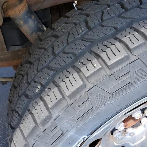 Photo of 2005 Red Ford F-150
