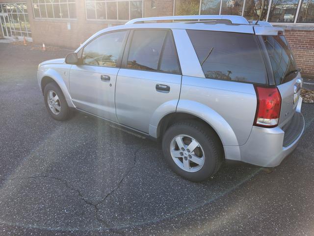 Photo of 2006 Silver Saturn Vue