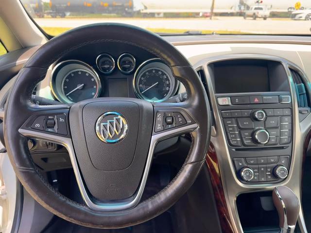 Photo of 2013 White Buick Verano