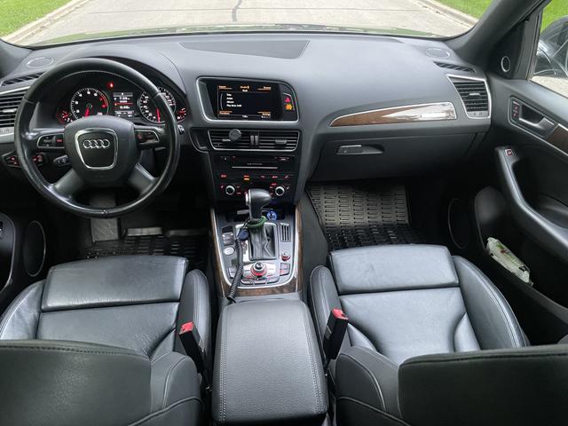 Photo of 2017 Gray Audi Q5