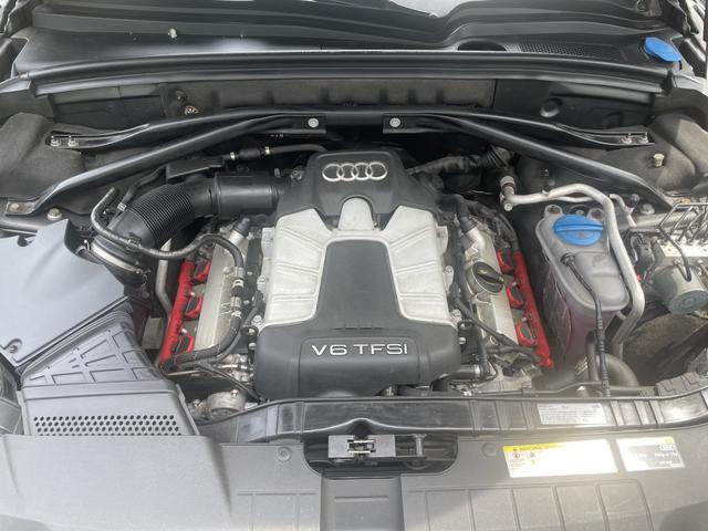 Photo of 2017 Gray Audi Q5