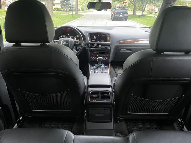Photo of 2017 Gray Audi Q5