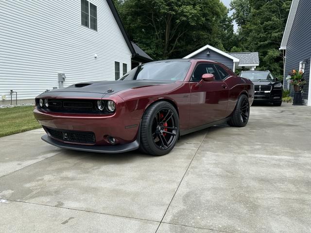 Photo of 2018 Red Dodge Challenger