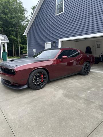 Photo of 2018 Red Dodge Challenger