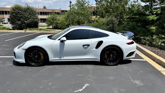 Photo of 2019 White Porsche 911