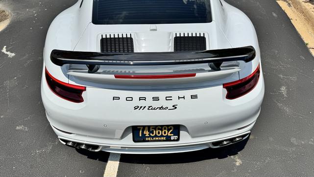 Photo of 2019 White Porsche 911