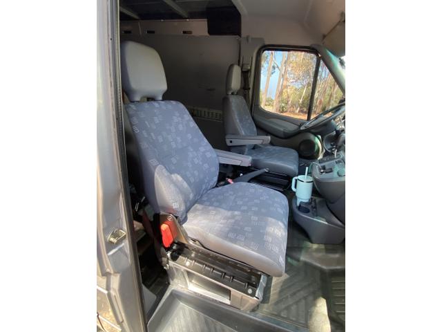 Photo of 2005 Silver Dodge Sprinter
