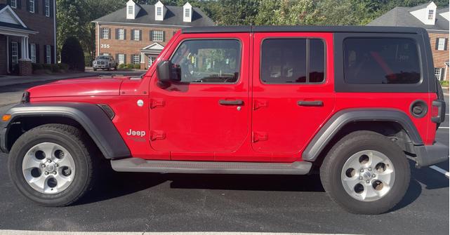 Photo of 2019 Red Jeep Wrangler Unlimited