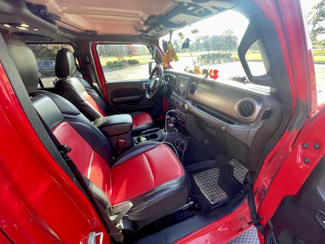 Photo of 2019 Red Jeep Wrangler Unlimited