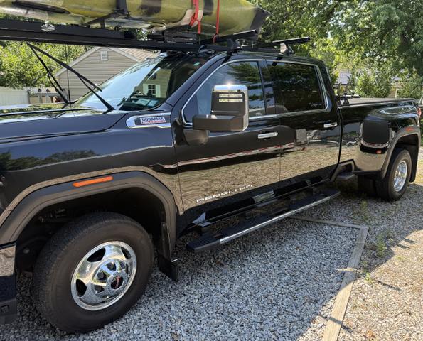 Photo of 2022 Black GMC Sierra 3500