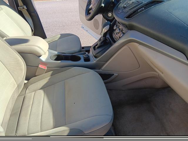 Photo of 2015 Silver Ford Escape
