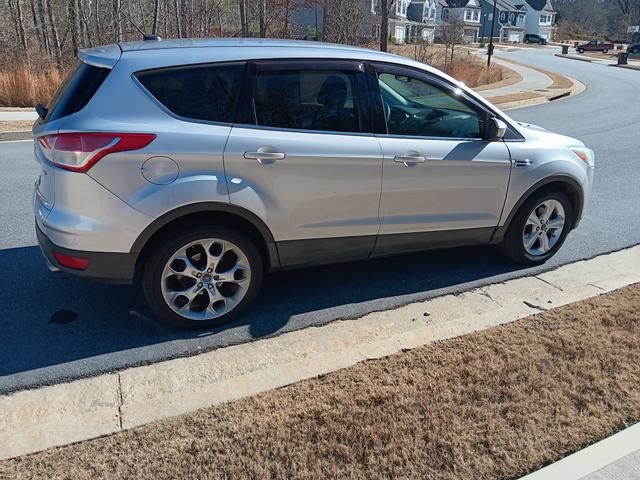 Photo of 2015 Silver Ford Escape