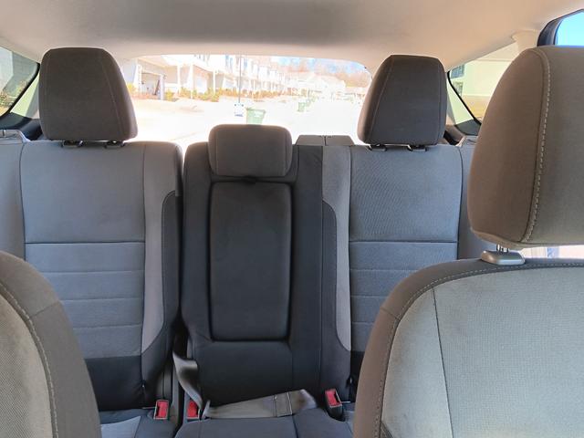 Photo of 2015 Silver Ford Escape