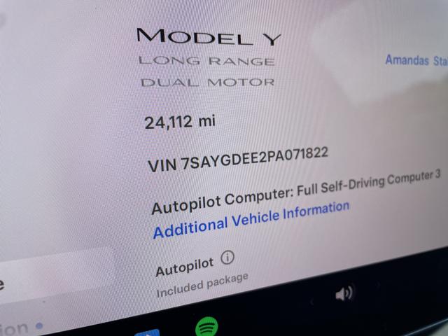 Photo of 2023 White Tesla Model Y
