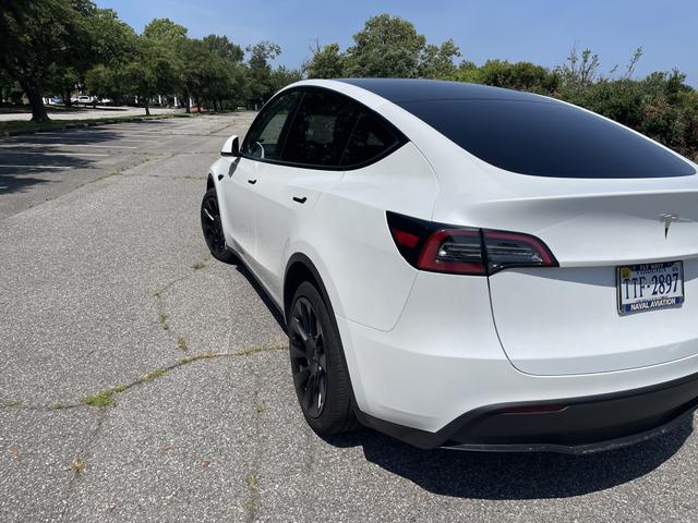 Photo of 2023 White Tesla Model Y
